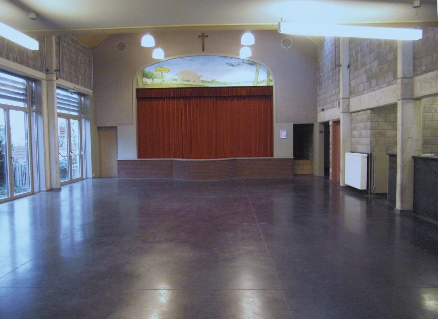 Les salles Salle communale SaintSéverin à Aye